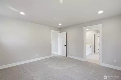 Bedroom - 18527 Meridian Ave SE, Bothell, WA 98012 photo 3 of 6