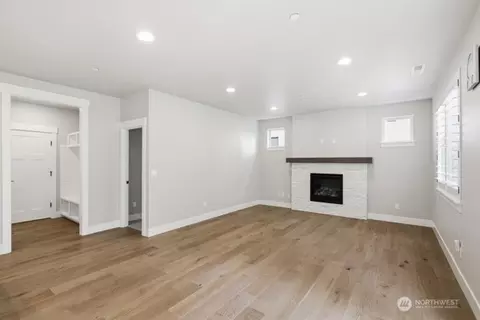 Living - 18527 Meridian Ave SE, Bothell, WA 98012 photo 2 of 4