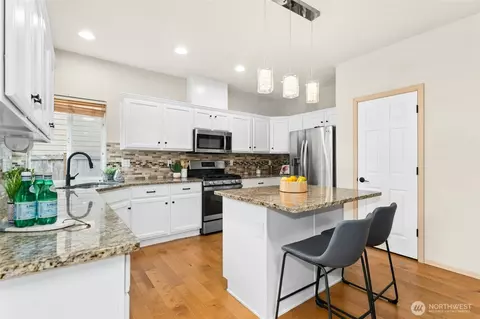 Kitchen - 2421 192nd Pl SE, Bothell, WA 98012 photo 1 of 3