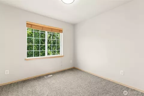 Bedroom - 2421 192nd Pl SE, Bothell, WA 98012 photo 5 of 5