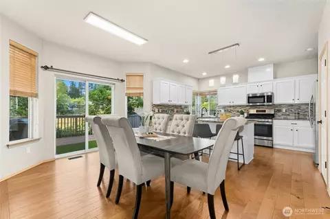 Dining - 2421 192nd Pl SE, Bothell, WA 98012 photo 1 of 3