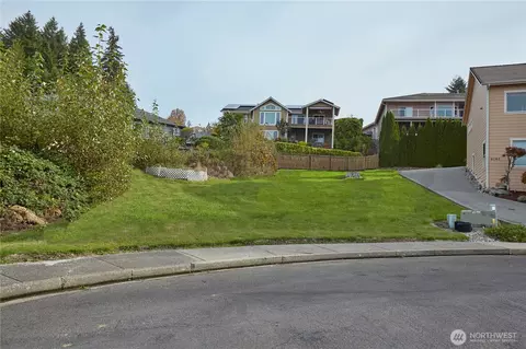 6061 Osprey Cir, Bremerton, WA 98312