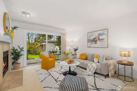 4202 Factoria Blvd SE #D2, Bellevue, WA 98006