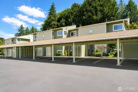 22238 24th Ave S #L86, Des Moines, WA 98198
