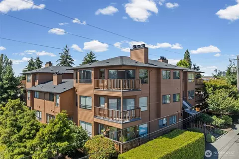 15525 6th Ave SW #14, Burien, WA 98166