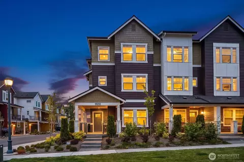 19255 NE 69th Cir #105, Redmond, WA 98052