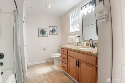 Bath - 15300 112th Ave NE #B108, Bothell, WA 98011 photo 2 of 4