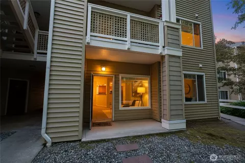 Exterior - 15300 112th Ave NE #B108, Bothell, WA 98011 photo 2 of 4