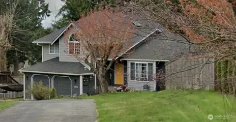 1015 98th Ave SE, Lake Stevens, WA 98258