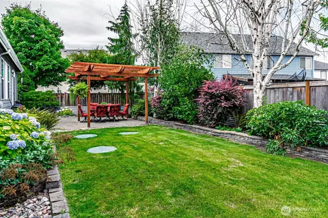 Exterior - 14505 148th St E, Orting, WA 98360 photo 4 of 6