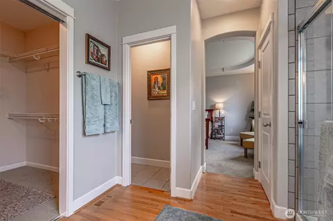 Entry Way - 14505 148th St E, Orting, WA 98360 photo 8 of 8