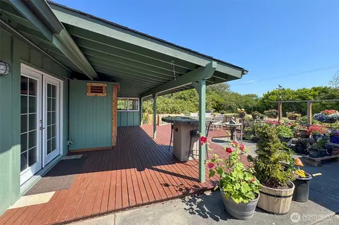Exterior - 870 Thorton Dr, Sequim, WA 98382 photo 3 of 15