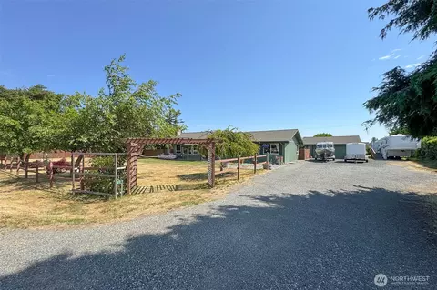 Exterior - 870 Thorton Dr, Sequim, WA 98382 photo 12 of 15