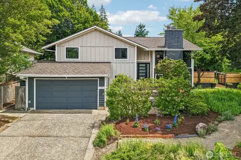 12004 81st Ave NE, Kirkland, WA 98034