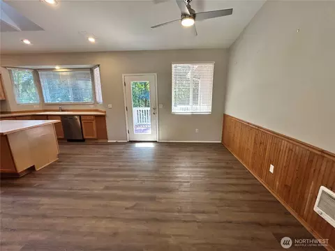 Living - 25322 39th Ave E, Spanaway, WA 98387 photo 6 of 6