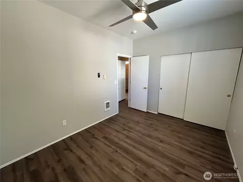 Bedroom - 25322 39th Ave E, Spanaway, WA 98387 photo 4 of 7