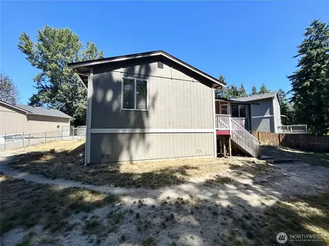 Exterior - 25322 39th Ave E, Spanaway, WA 98387 photo 3 of 5