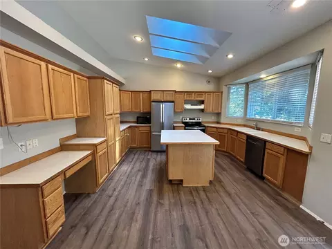 Kitchen - 25322 39th Ave E, Spanaway, WA 98387 photo 1 of 4
