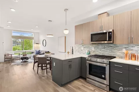 2422 NW 60th #B, Seattle, WA 98107