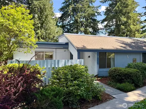 4308 NE Sunset Blvd #Y2, Renton, WA 98059