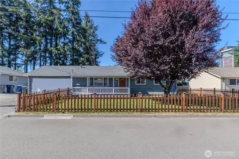 2465 24th St SE, Auburn, WA 98002