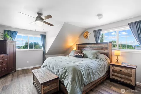 Bedroom - 120 Kakela Rd, Winlock, WA 98596 photo 1 of 5