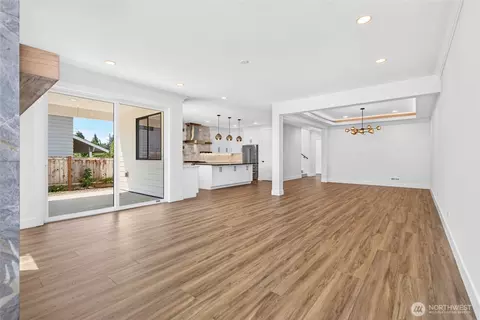 Living - 17840 86th Ave NE, Bothell, WA 98011 photo 2 of 2