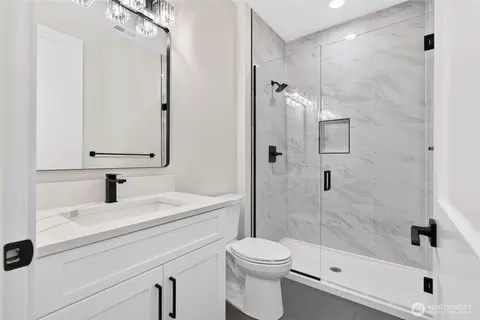 Bath - 17840 86th Ave NE, Bothell, WA 98011 photo 6 of 6