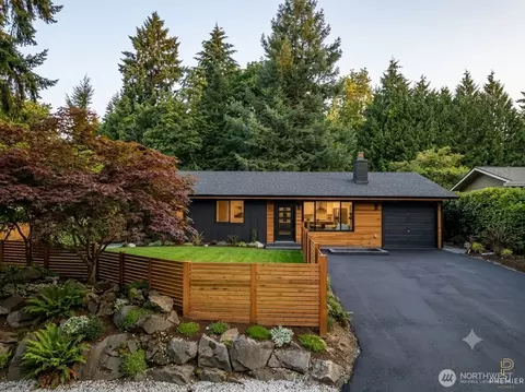 12631 94th Ave NE, Kirkland, WA 98034