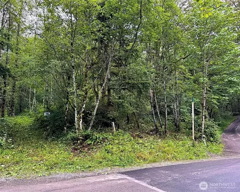 355 SE Nn Se Courtney Rd, Ravensdale, WA 98051