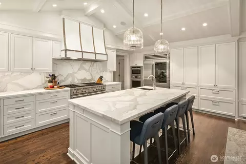Kitchen - 2017 Parkside Dr E, Seattle, WA 98112 photo 3 of 5