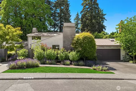 Exterior - 2017 Parkside Dr E, Seattle, WA 98112 photo 12 of 12
