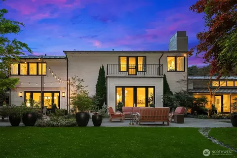 Exterior - 2017 Parkside Dr E, Seattle, WA 98112 photo 10 of 12