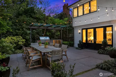 Exterior - 2017 Parkside Dr E, Seattle, WA 98112 photo 9 of 12