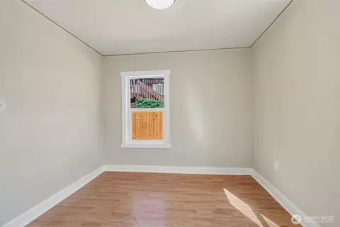 Bedroom - 3015 Dover St, Longview, WA 98632 photo 3 of 3