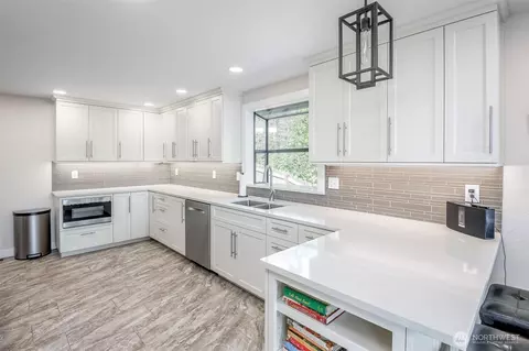 Kitchen - 16925 Spanaway Loop Rd S, Spanaway, WA 98387 photo 2 of 4