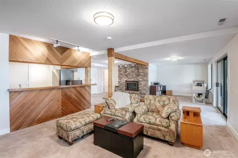 Living - 16925 Spanaway Loop Rd S, Spanaway, WA 98387 photo 4 of 4
