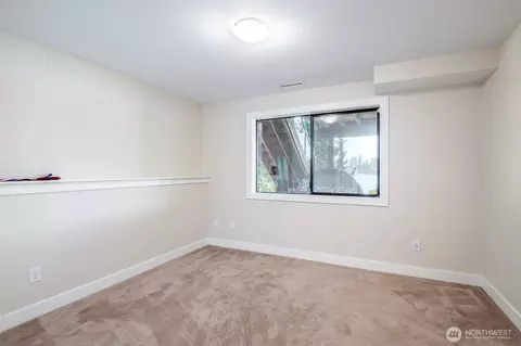 Bedroom - 16925 Spanaway Loop Rd S, Spanaway, WA 98387 photo 4 of 4