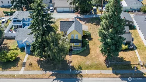 1415 12th St, Anacortes, WA 98221