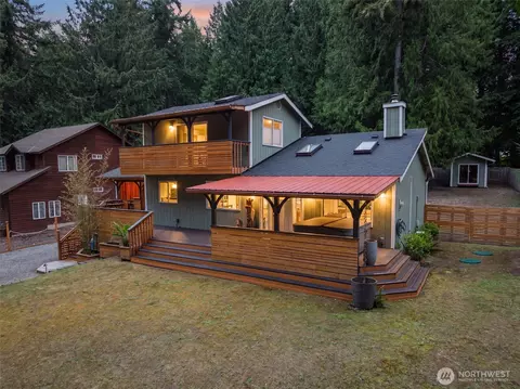 41 Ames Ln, Port Ludlow, WA 98365