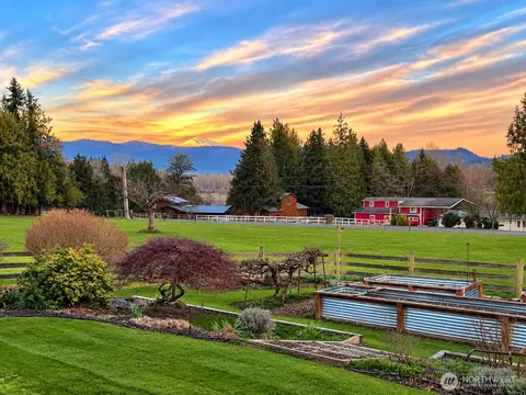 13872 Trumpeter Ln, Mount Vernon, WA 98273