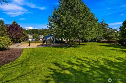 Exterior - 1404 Daffodil Ave NE, Orting, WA 98360 photo 7 of 7