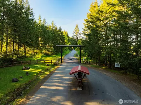 7840 Wapiti Ln SE, Tenino, WA 98589