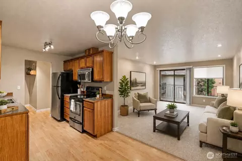 750 N 143rd St #310, Seattle, WA 98133