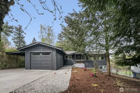 1302 SW 125th Pl, Burien, WA 98146