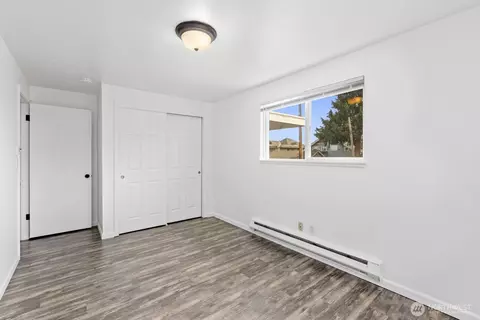 Bedroom - 3217 Norton Ave, Everett, WA 98201 photo 3 of 10