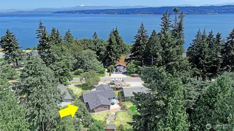 2942 Janet Ave, Camano Island, WA 98282