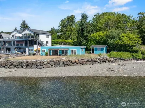 2711 Day Island Blvd W, Tacoma, WA 98466