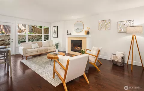 23015 Edmonds Way #A110, Edmonds, WA 98020