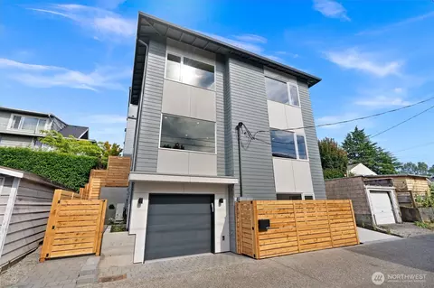 4045 44th Ave SW, Seattle, WA 98116